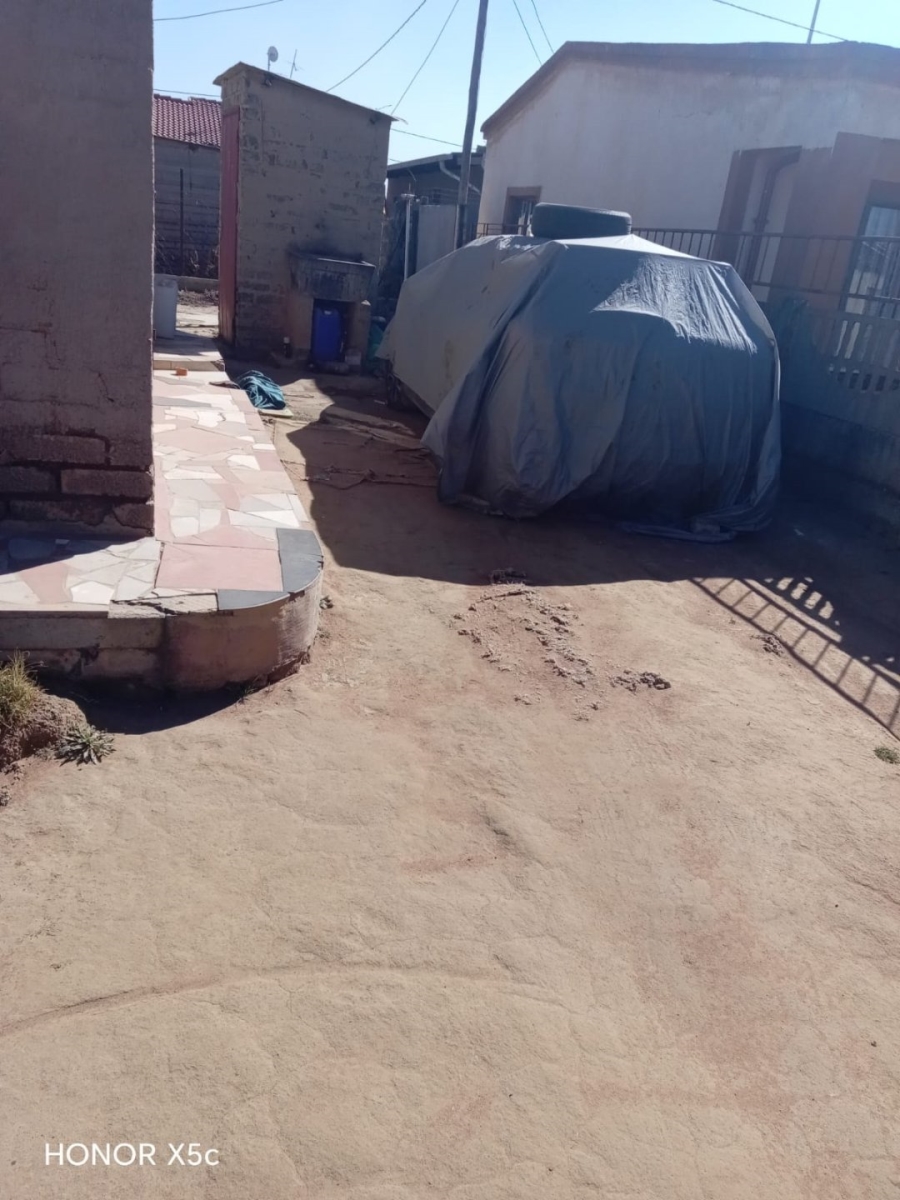2 Bedroom Property for Sale in Daveyton Gauteng