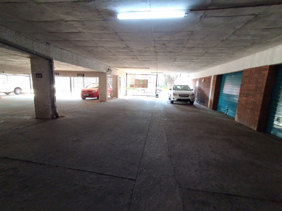 2 Bedroom Property for Sale in Gezina Gauteng