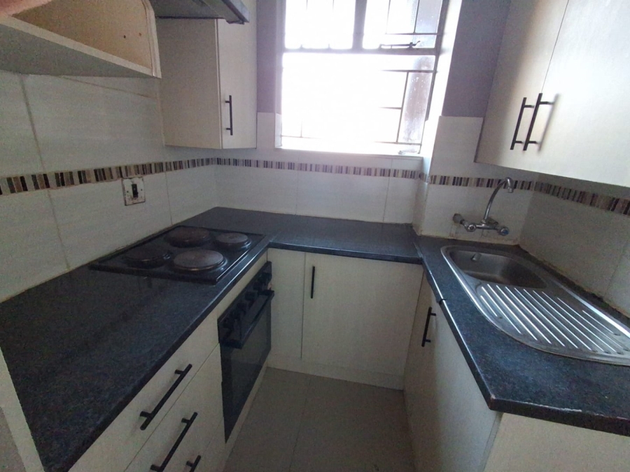 2 Bedroom Property for Sale in Gezina Gauteng