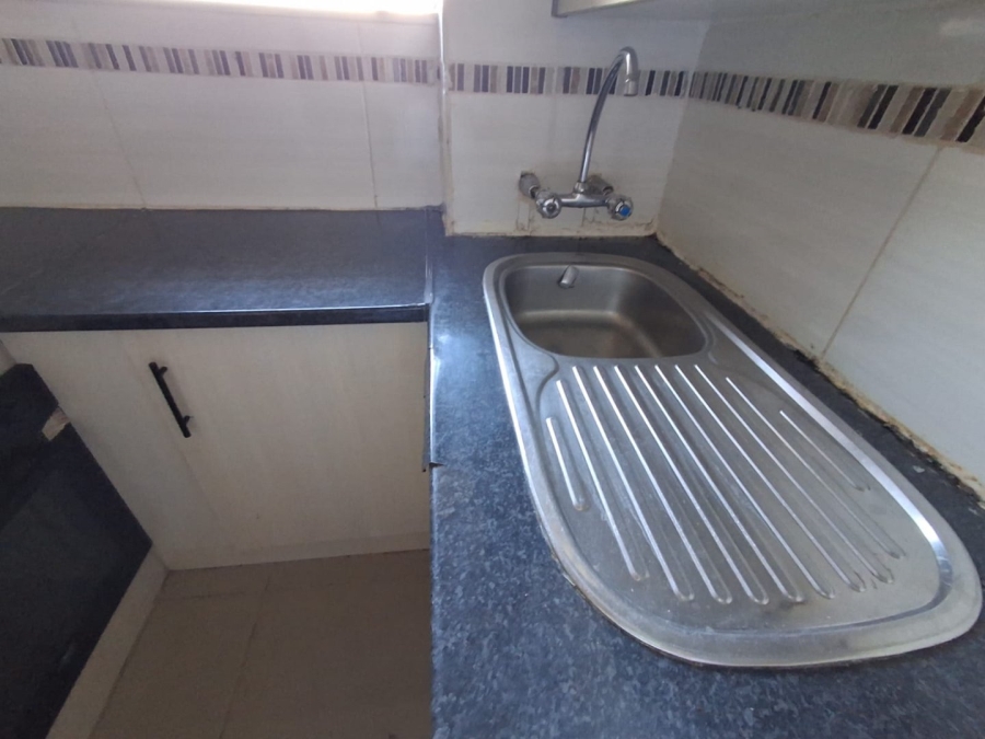 2 Bedroom Property for Sale in Gezina Gauteng