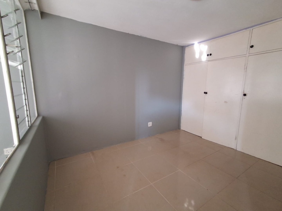 2 Bedroom Property for Sale in Gezina Gauteng