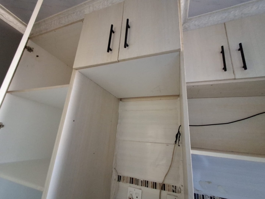 2 Bedroom Property for Sale in Gezina Gauteng