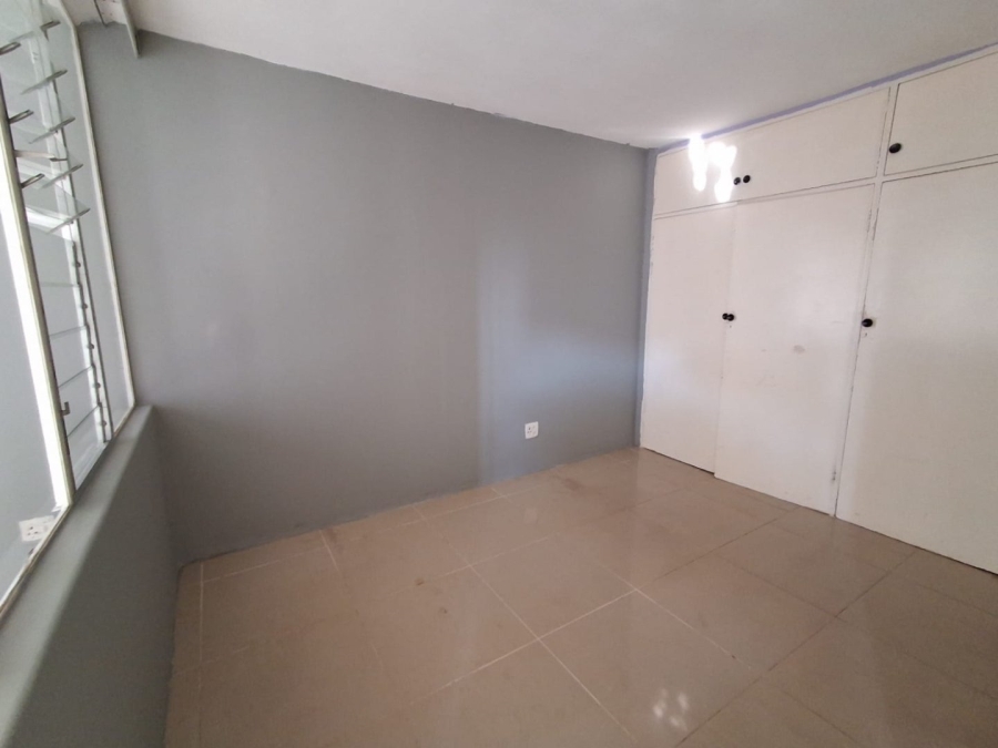 2 Bedroom Property for Sale in Gezina Gauteng