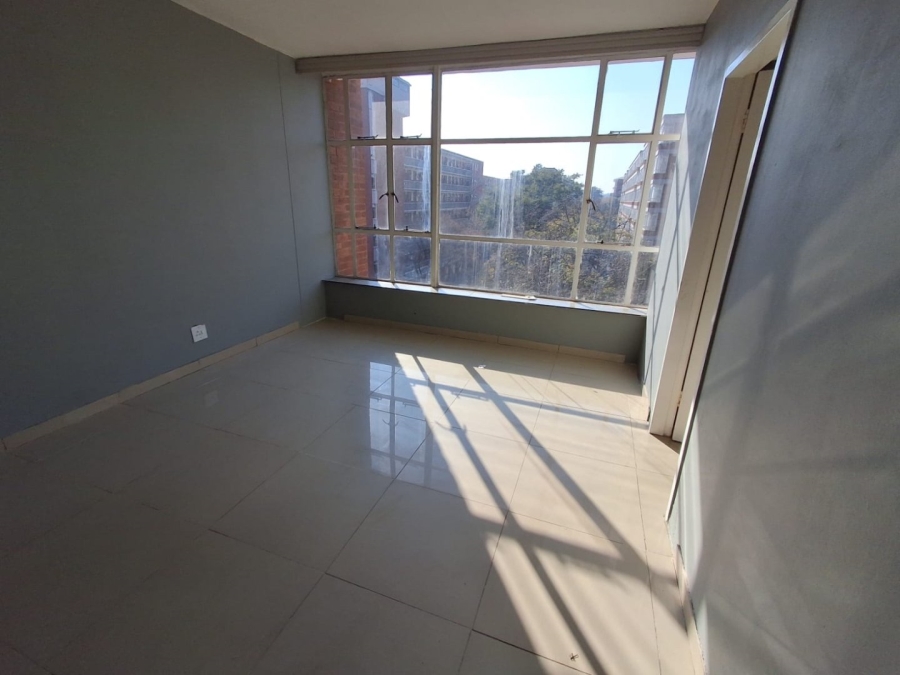 2 Bedroom Property for Sale in Gezina Gauteng