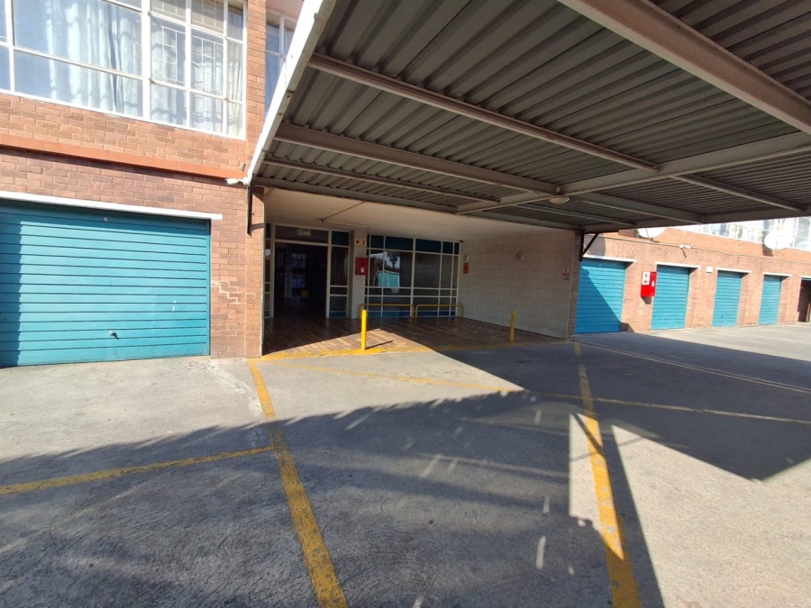 2 Bedroom Property for Sale in Gezina Gauteng