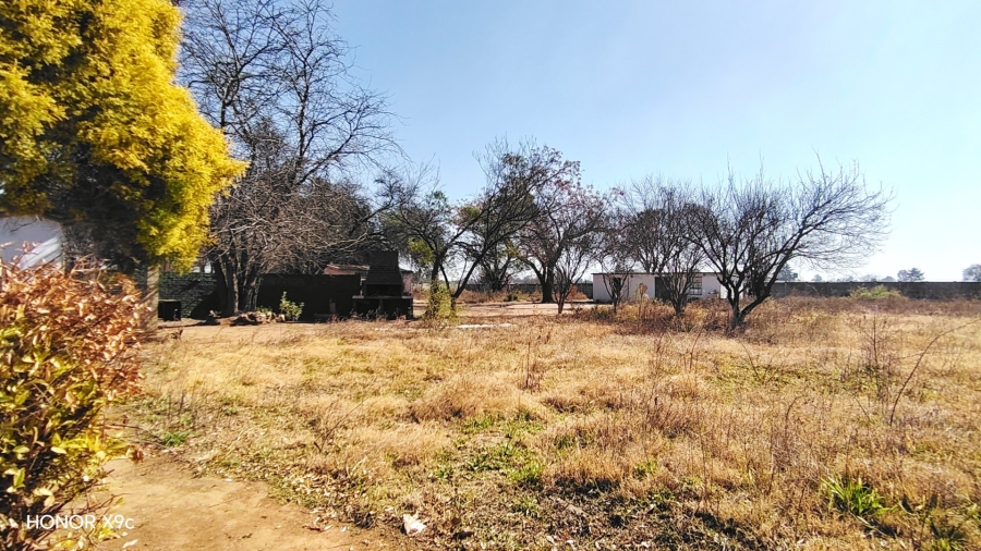 Commercial Property for Sale in Buyscelia Gauteng
