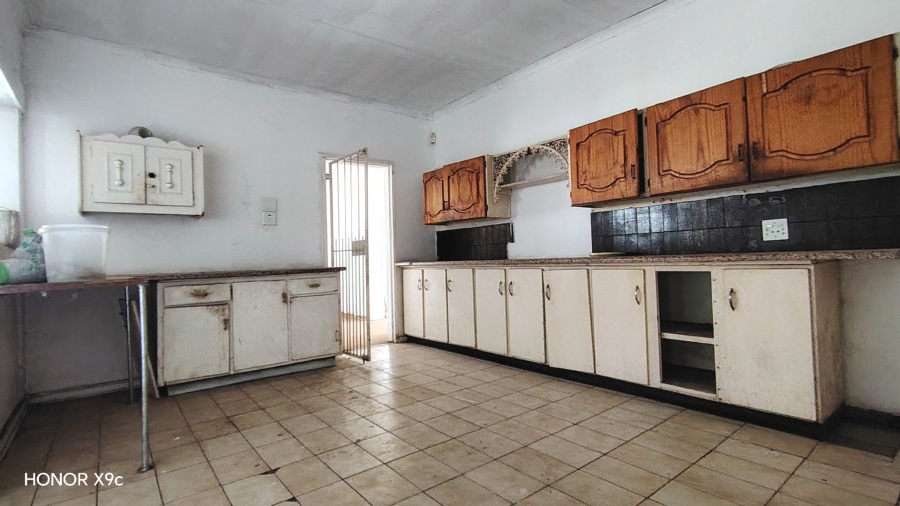 Commercial Property for Sale in Buyscelia Gauteng