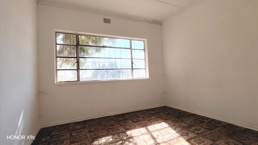 Commercial Property for Sale in Buyscelia Gauteng