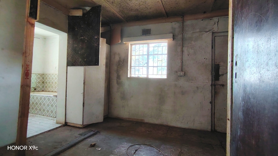 Commercial Property for Sale in Buyscelia Gauteng