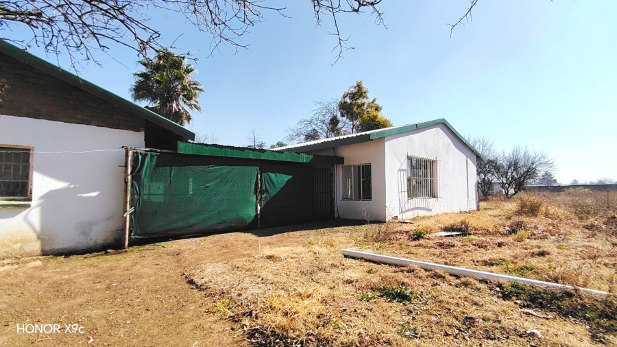 Commercial Property for Sale in Buyscelia Gauteng