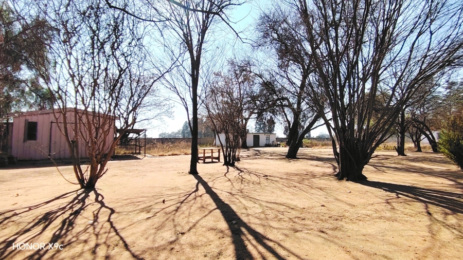 Commercial Property for Sale in Buyscelia Gauteng