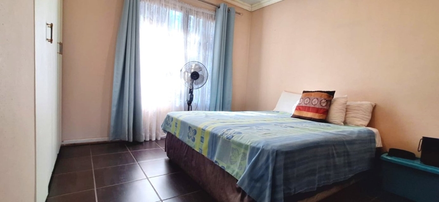 5 Bedroom Property for Sale in Golf Park Gauteng