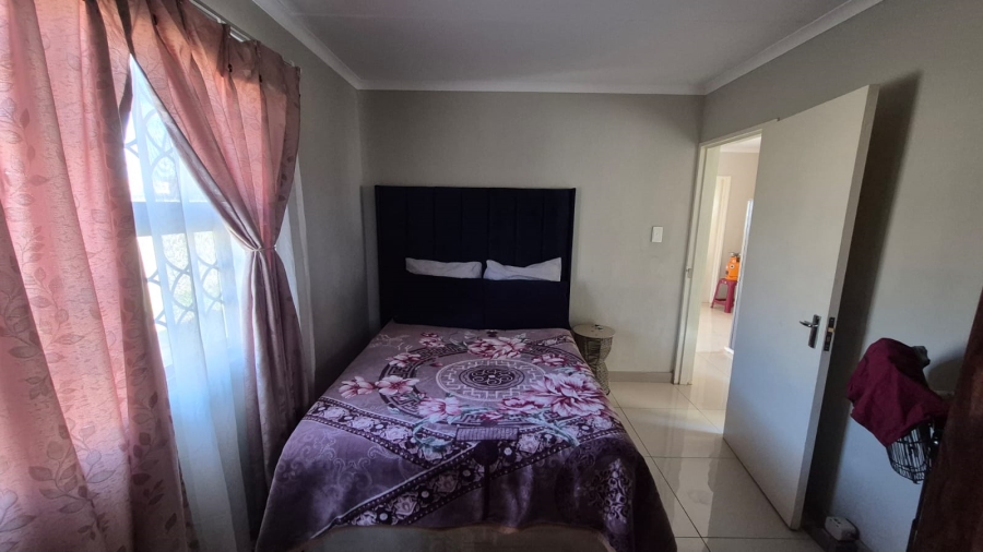 3 Bedroom Property for Sale in Windmill Park Gauteng