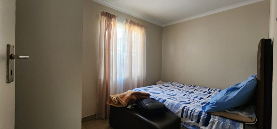 3 Bedroom Property for Sale in Windmill Park Gauteng