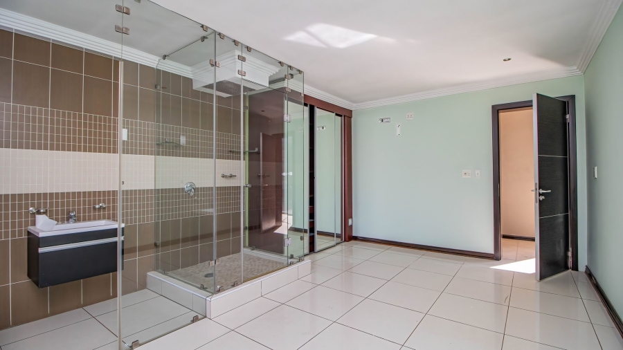 7 Bedroom Property for Sale in Serengeti Lifestyle Estate Gauteng