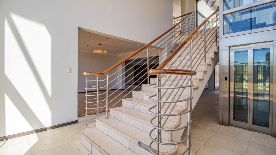 7 Bedroom Property for Sale in Serengeti Lifestyle Estate Gauteng