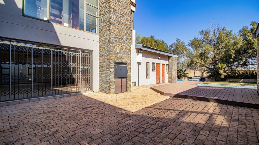 7 Bedroom Property for Sale in Serengeti Lifestyle Estate Gauteng