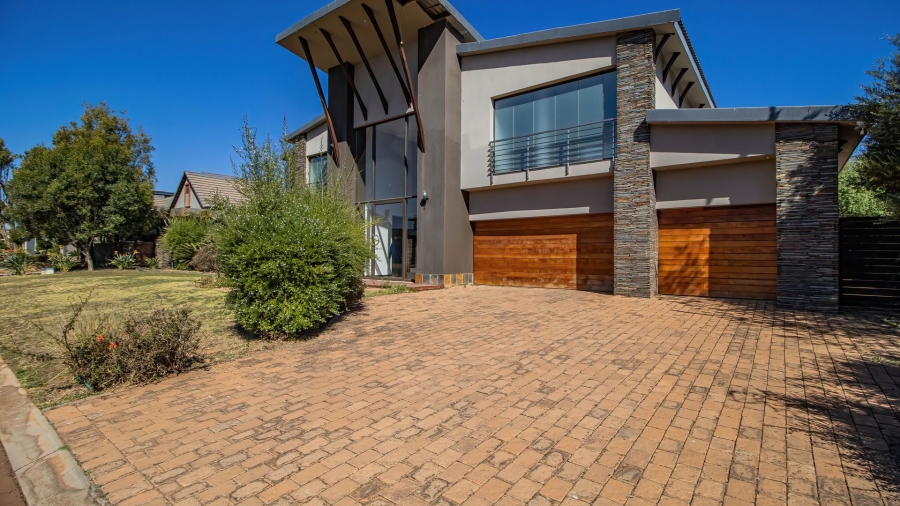 7 Bedroom Property for Sale in Serengeti Lifestyle Estate Gauteng