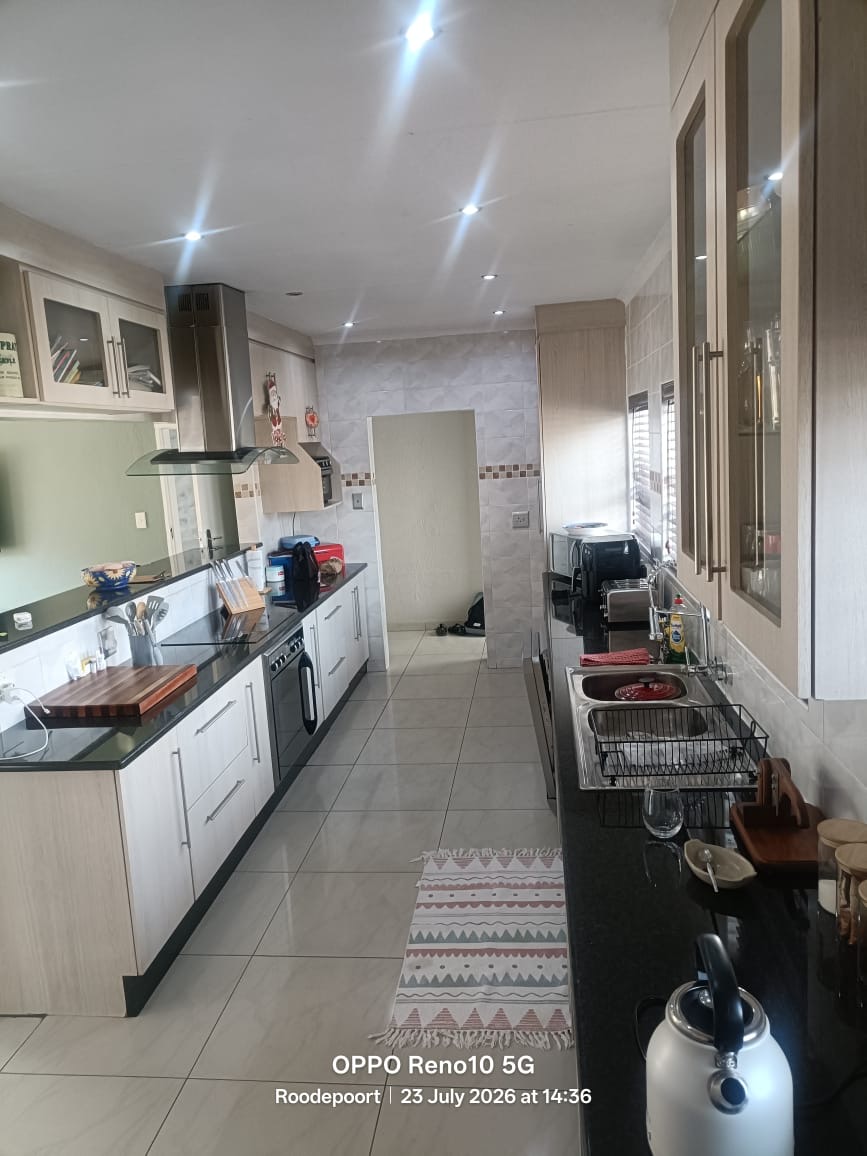 4 Bedroom Property for Sale in Roodepoort West Gauteng