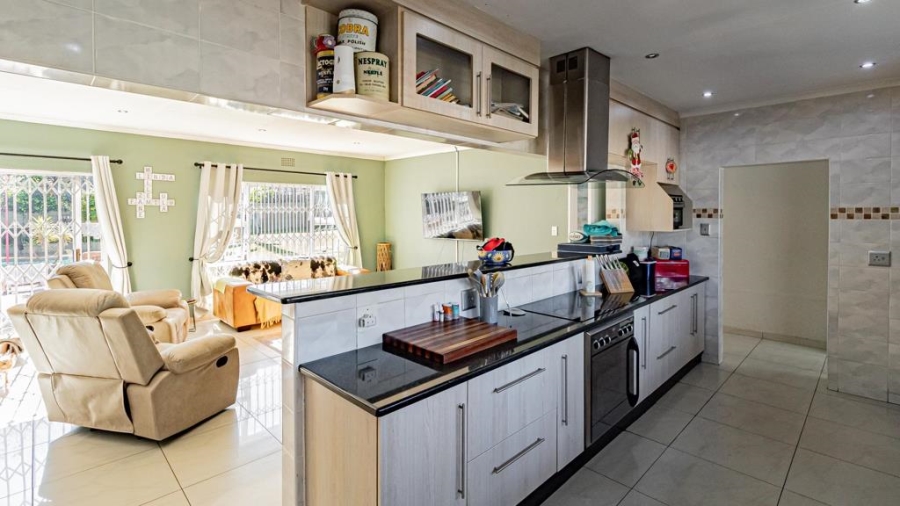 4 Bedroom Property for Sale in Roodepoort West Gauteng