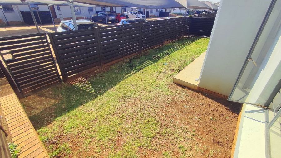 4 Bedroom Property for Sale in Monavoni Gauteng