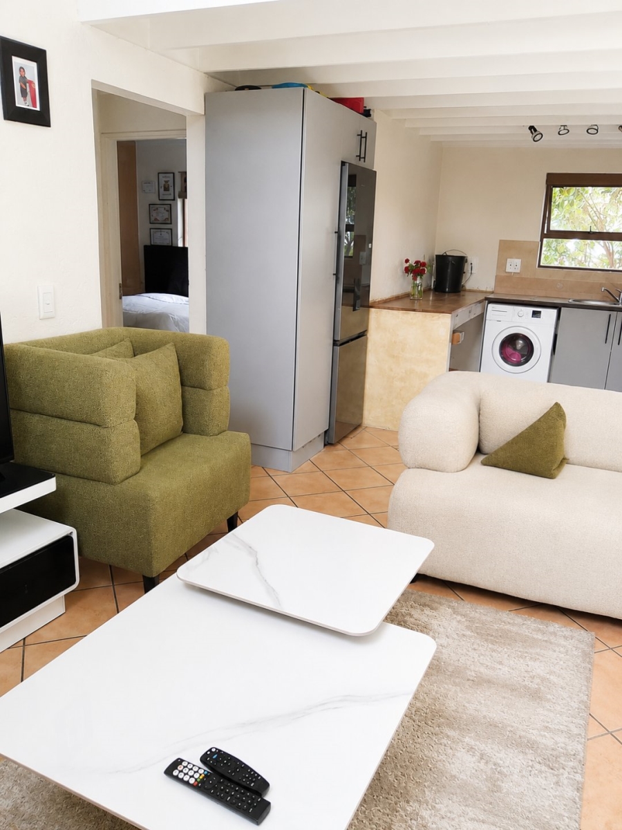2 Bedroom Property for Sale in Sunninghill Gauteng