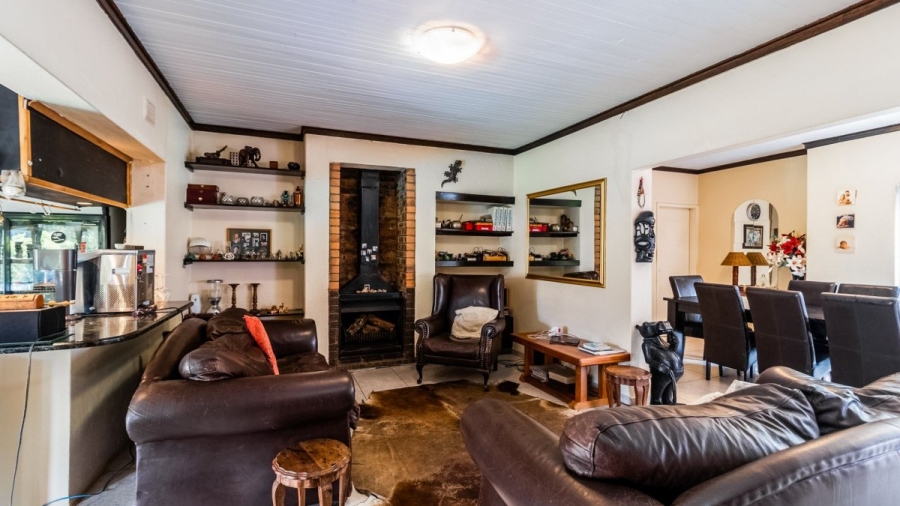 3 Bedroom Property for Sale in Buurendal Gauteng