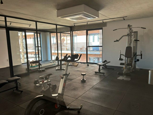To Let 1 Bedroom Property for Rent in Hyde Park Gauteng