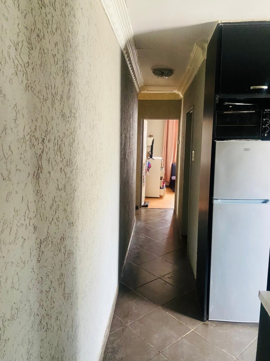 3 Bedroom Property for Sale in Clayville Industria Gauteng