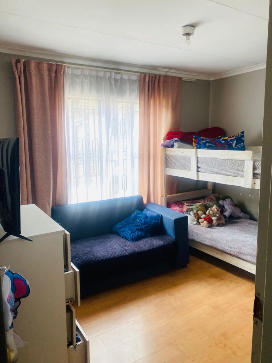 3 Bedroom Property for Sale in Clayville Industria Gauteng