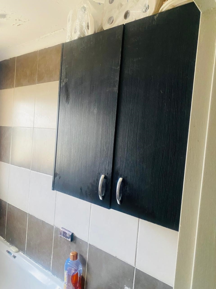 3 Bedroom Property for Sale in Clayville Industria Gauteng