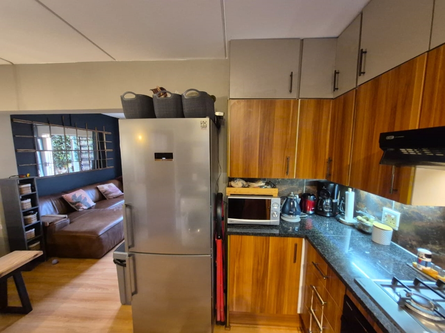 To Let 2 Bedroom Property for Rent in Die Hoewes Gauteng