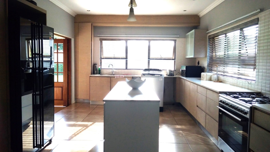 3 Bedroom Property for Sale in Heuwelsig Estate Gauteng