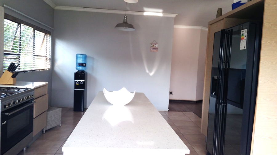 3 Bedroom Property for Sale in Heuwelsig Estate Gauteng
