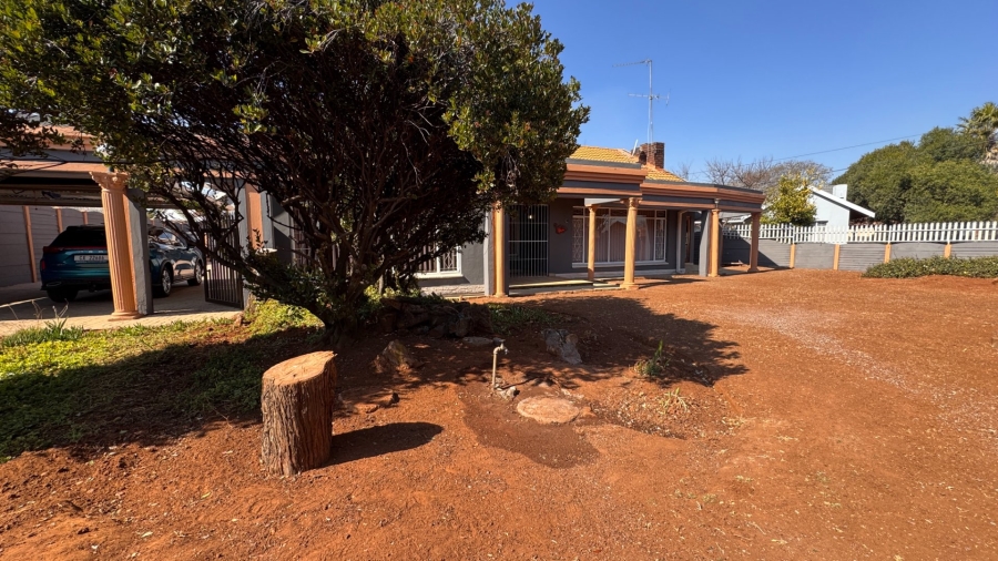 3 Bedroom Property for Sale in Risiville Gauteng