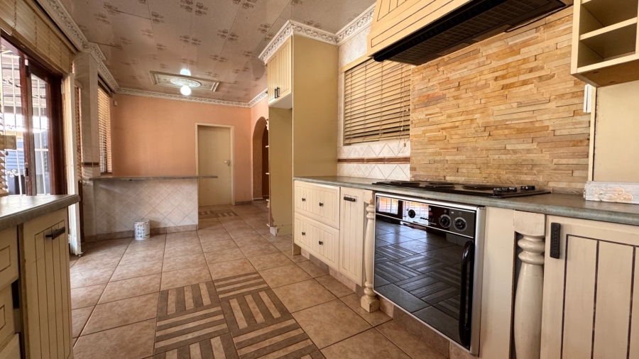 3 Bedroom Property for Sale in Risiville Gauteng