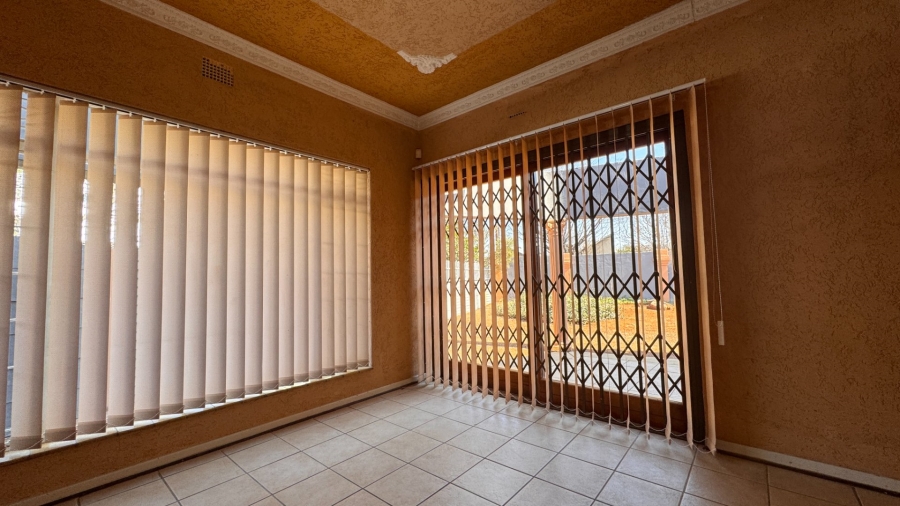 3 Bedroom Property for Sale in Risiville Gauteng