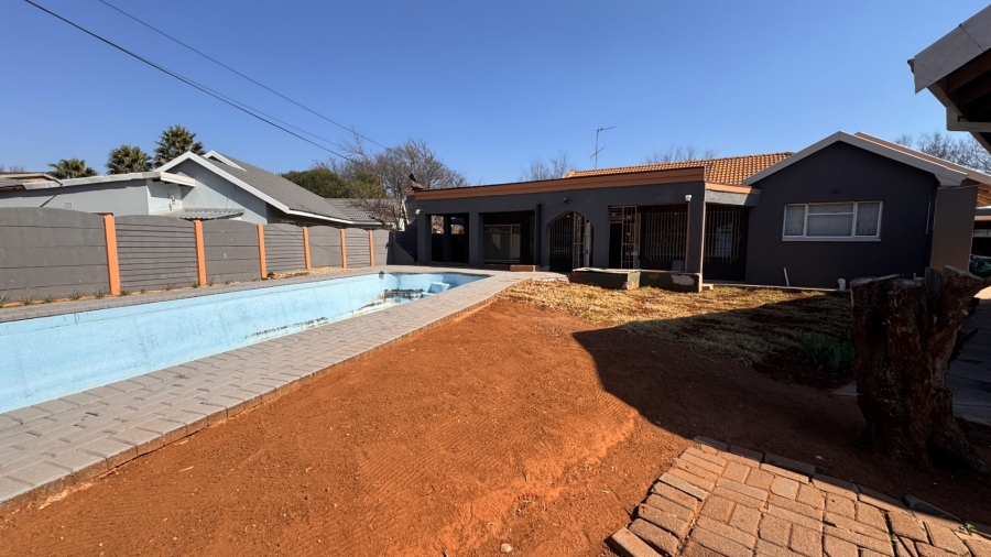 3 Bedroom Property for Sale in Risiville Gauteng