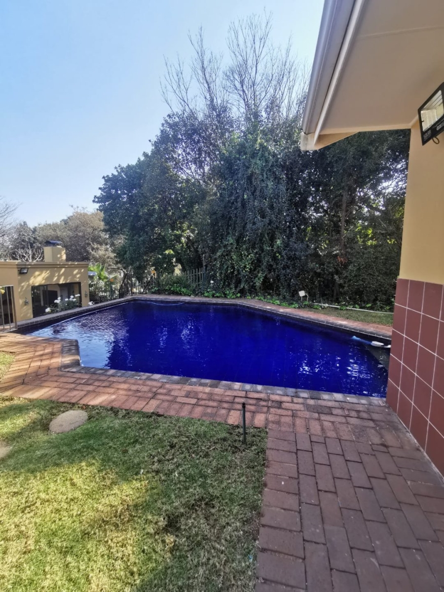 To Let 2 Bedroom Property for Rent in Bedfordview Gauteng