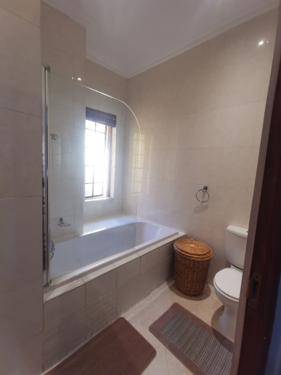 To Let 2 Bedroom Property for Rent in Bedfordview Gauteng