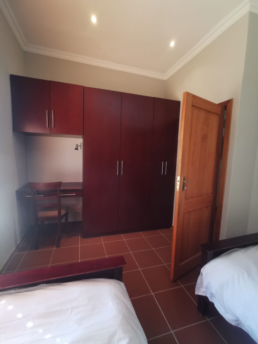 To Let 2 Bedroom Property for Rent in Bedfordview Gauteng