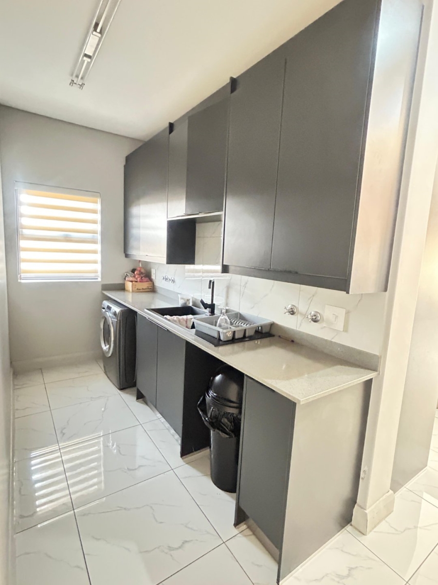 4 Bedroom Property for Sale in Midstream Meadows Gauteng