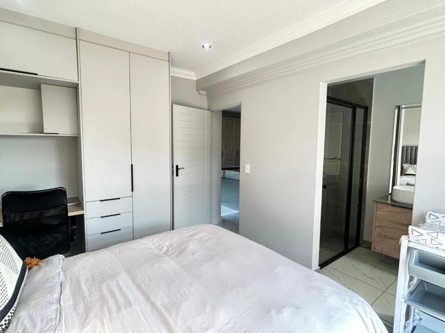 4 Bedroom Property for Sale in Midstream Meadows Gauteng