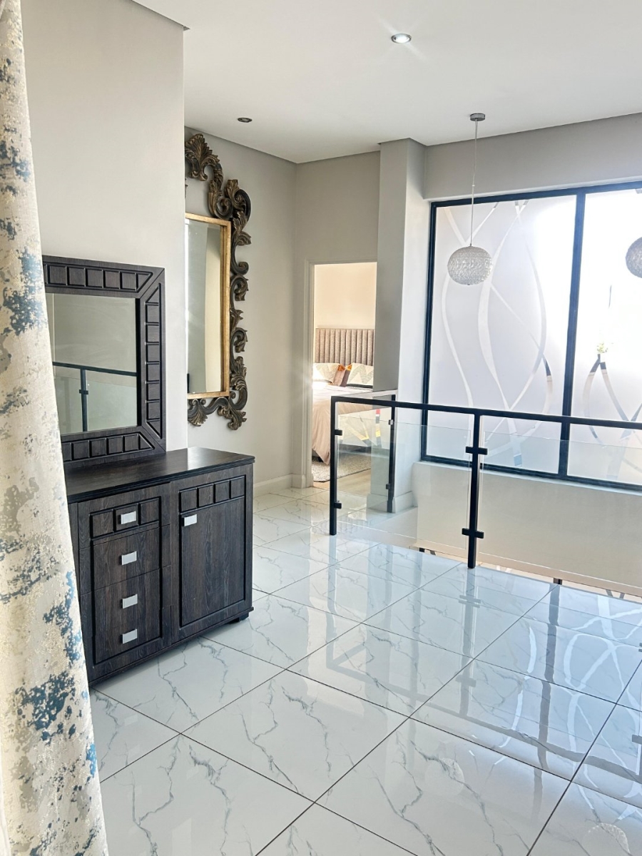 4 Bedroom Property for Sale in Midstream Meadows Gauteng