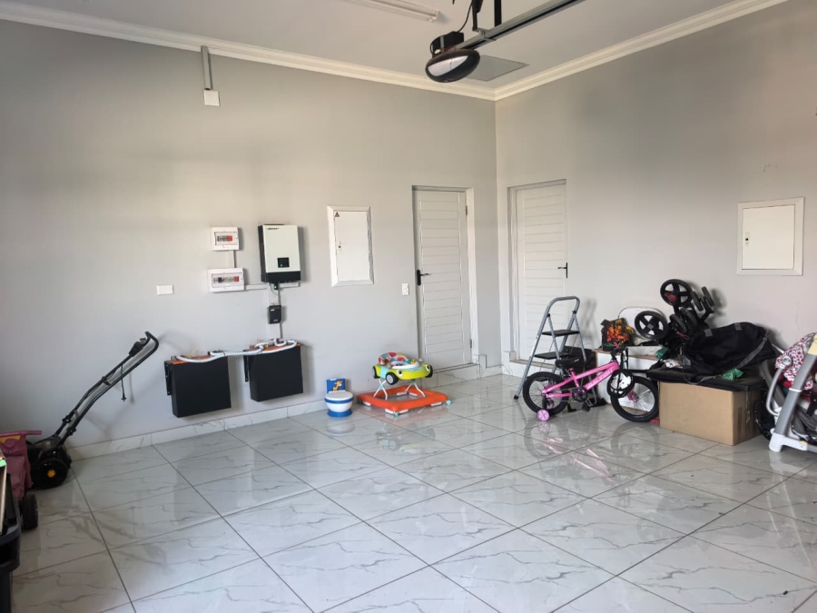 4 Bedroom Property for Sale in Midstream Meadows Gauteng