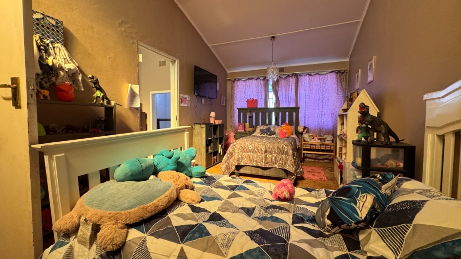 2 Bedroom Property for Sale in Three Rivers Proper Gauteng