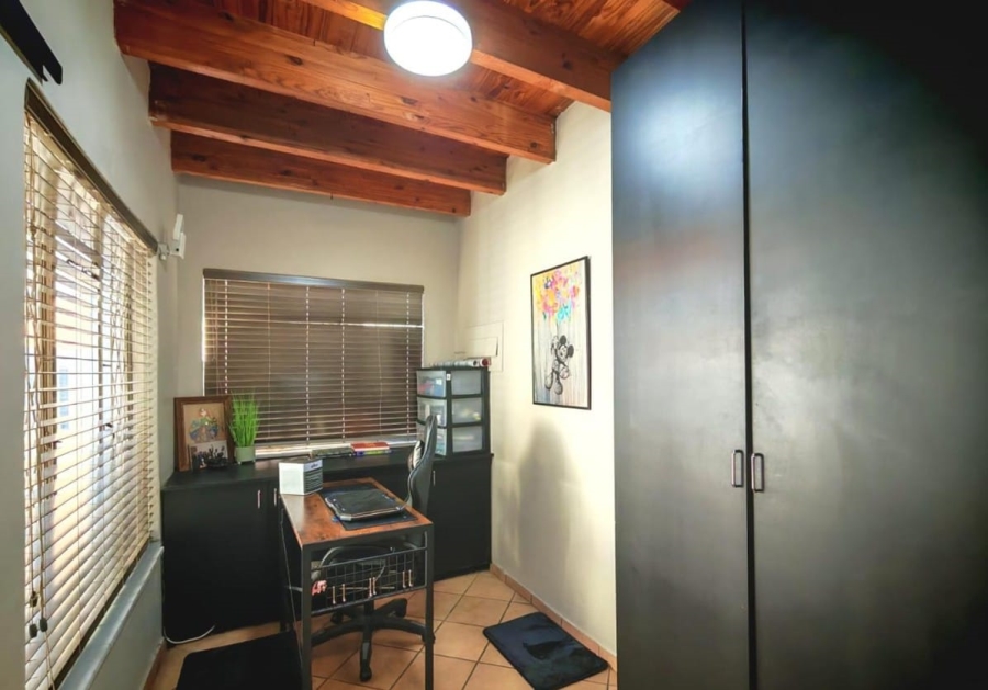 5 Bedroom Property for Sale in Capital Park Gauteng