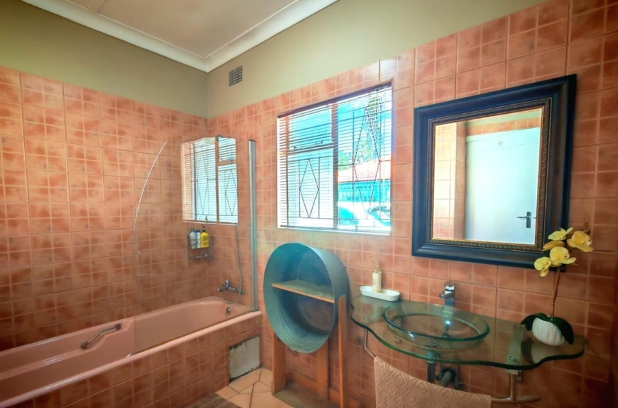 5 Bedroom Property for Sale in Capital Park Gauteng