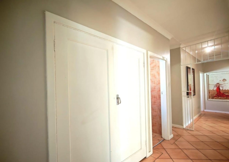5 Bedroom Property for Sale in Capital Park Gauteng