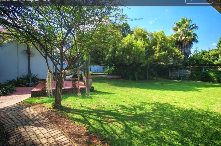 5 Bedroom Property for Sale in Capital Park Gauteng
